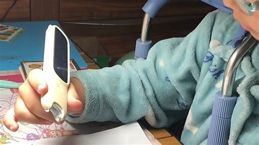 阿尔法AI词典笔D1 Pro初体验：高效查词学习助手，4816万海量词库随身带，孩子英语学习好帮手，家长更省心。