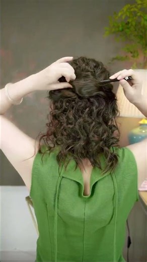 Beautiful hair tutorial you can follow in minutes.