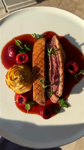 Alex Trim on Instagram: "The best stainless pans I’ve ever used. The @madein stainless 5ply fry pan is the perfect gift for anyone who loves to cook at home! #food #foodie #foodies #recipe #recipes #receta #comida #cocina #cooking #cookingvideo #cookingvideos #chef #chefalex #chefalextrim #privatechef #finedining #foodporn #luxury #elegant #pan #stainless #stainlessteel #frypan #saute #sautepan"