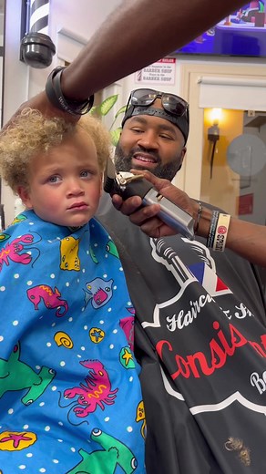 First time to the barbershop ✂️ #haircut #toddlerhaircut #curlyhaircut