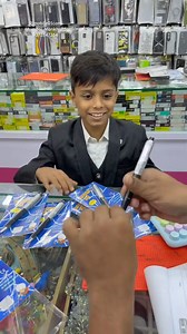 106K views · 2.5K reactions | The electric shock pen works by delivering a high-voltage electrical current that temporarily #pen #viralvideoシ #mobileaccessories #Accesorios #tranding #viralvideo #trandingvideo | Rj Mobile 011 | Facebook