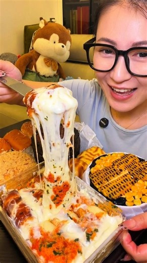Have You Ever Seen a Cheese Bake This Creamy?! 🧀🔥