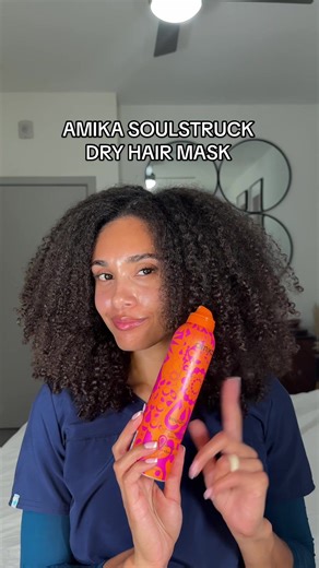 Moisture on the go! The new @amika dry hair mask makes it quick and easy for me to revive my hair when I’m in a rush @sephora #amikapartner