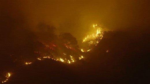 Evacuation Warning Lifted for Sepulveda Fire as Crews Contain Los Angeles Wildfire