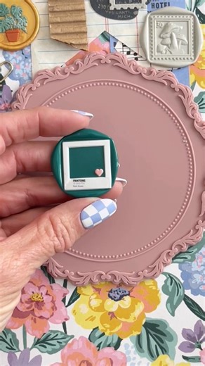 Pantone seal No 2 🎨 🥰