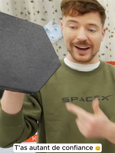 Test de Chaleur Extrême: La Tuile d'un autre Monde! #pourtoi #technologie #viral