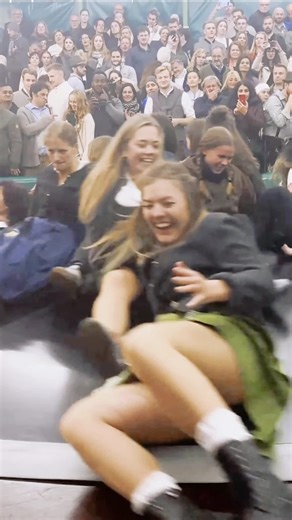 Devil's Wheel Tricks Revealed! #Teufelsrad #OktoberfestMagic #SpinMasters #BeerLoversUnite | Devils Wheel Oktoberfest Fans