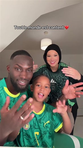 Dans tous les cas on a 2 étoiles 👦🏽👶🏽❤️