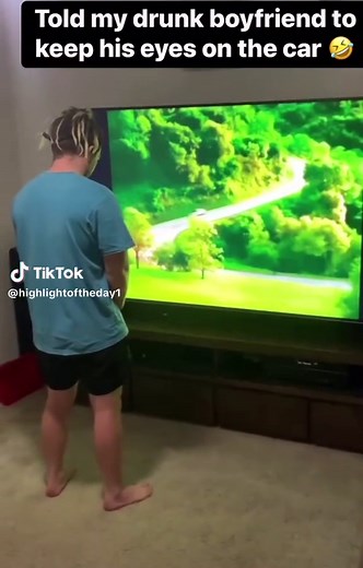 Drunks 🤣 #drunk #funny #prank #fyp #foryou #tiktok #run #tv #star #siblings