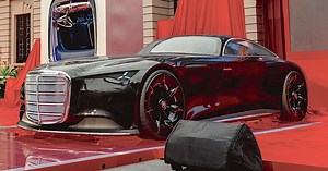 Mercedes Vision Iconic: Art Deco Meets AI Computing