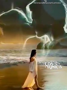 Recuerdo mis lágrimas el día en que te fuiste sé que cuando este frío invierno haya pasado tu recuerdo permanecerá en mi mente pero mas no en mi corazón. Tema: Lágrimas Frente Al Mar | De corazón Zamacona y Los Yonic's.