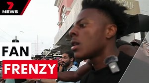 15K views · 65 reactions | American Youtuber 'IShowSpeed' has sparked Schoolies chaos on the Gold Coast, mobbed by hundreds of young fans. Police had to stop trams and block roads to keep the mammoth crowd from getting out of control. Download the 7NEWS app: 7news.link/7newsapp #7NEWS | 7NEWS Brisbane | Facebook