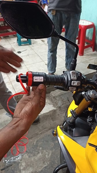 Upgrade Grips Install Better Comfort ✅ #shorts #usashorts