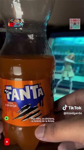 Edgardo666 Abriendo el Refresco de fanta #Edgardo666 #Fanta #Cocacola #Refresco #ItzEdgardo #Shorts