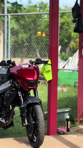 Pulsar NS 200 exótica: estilo y potencia en la calle