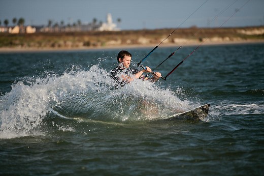Kitesurfing In Texas | Kiteboarding Locations & Information