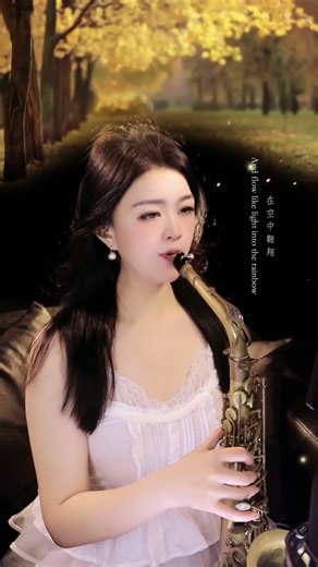 乐乐用萨克斯奏响青春旋律动感与柔美并存#美女演奏#动感旋律#音乐才女#SaxophoneGirl#MusicLive