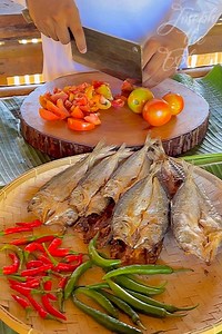 2.4M views · 55K reactions | Ginisang daing sa kamatis | Joseph The Explorer | Facebook