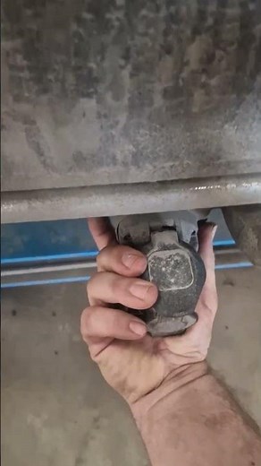 vilkut ja peräkärry pistokkeen adapteri #automobile #mechanic