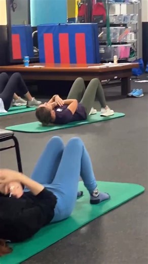 Falls can happen but it’s how you land that counts! Our therapy team practiced fall recovery techniques this week with a focus on: 1. Protecting the head and spine 2. Staying loose like a rag doll to absorb impact 3. Remembering that bumps and bruises are better than broken bones Daily practice builds confidence and can make all the difference when it matters most. #FallRecovery #FallTraining #NeuroRehab | Parkinson Wellness Recovery