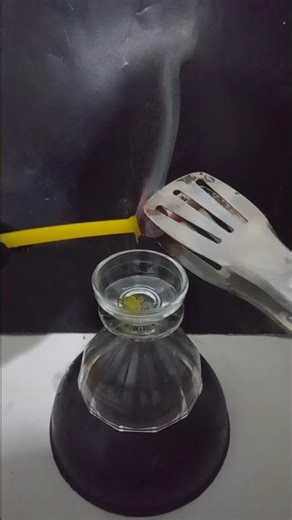 Experiment :Hot ball + Candle 🕯 Collision