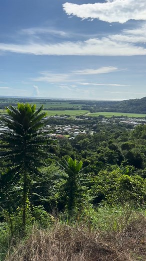 1499- Kuranda Scenic Railway #kuranda #train #qld #cairns #railway | Grace Xavier