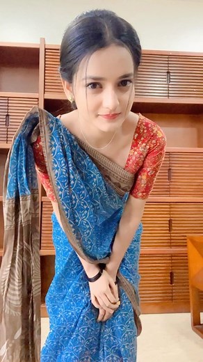 Jasmine Rath on Instagram: "Dil bara💜 #jasminerath #reelsforyou"