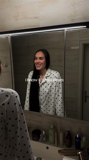 Uliya Gerasymova🤙🏼Official on Instagram: "Друзі, якщо ви досі шукаєте подарунок до 🎄Новорічних свят- 💡тоді у мене є ідеальне рішення: девайси від @medica_plus 💎 Сьогодні я спробувала звукову зубну щітку Medica+ProBrush, та щіро кажучи я дуже вражена! 🦷 Відчуття як після професійної чистки! 🎁 Тож не зволікайте та проявіть турботу до себе або Ваших близьких!"