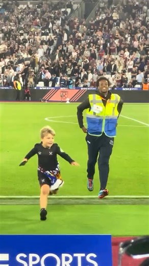11K views · 42 reactions | Dad angry at Football Stewards after his son ran onto the pitch✌ | Gavin White | Facebook