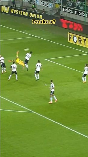 Best bicycle kick EVER?! 🤯