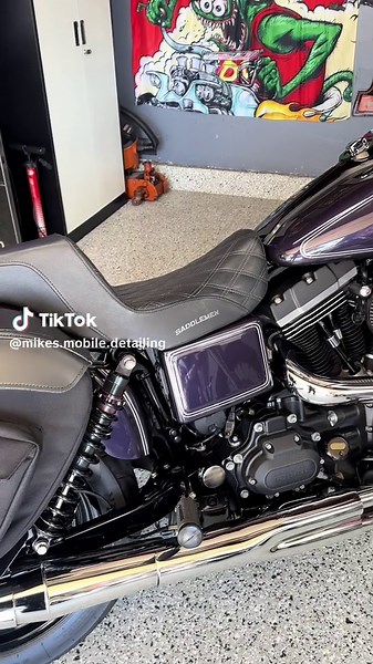 Mike’s Mobile Detailing🇺🇸 . Harley Davidson Dyna . . Detailed & ceramic coated . . From shine to protection - Mike's Mobile Detailing has you covered. Specializing in detailing and high-quality ceramic coatings, proudly serving Orange County. #harleydavidson #dyna #detailing #mikesmobiledetailing #travel