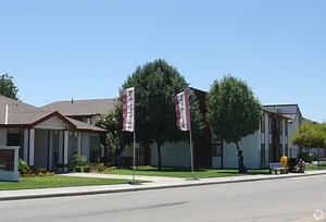 Springwood Court Apts - 5451 Norris Rd Bakersfield, CA 93308 | Apartments.com