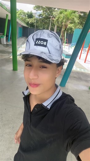 @🦋 saray 💙 @DJ ANGEL LOPEZ @sebastia Lopez