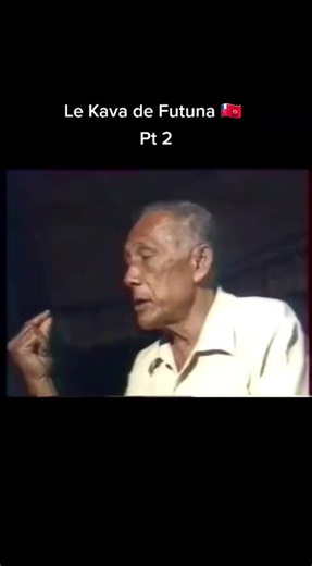 Préparation du Kava par nos Anciens à Wallis et Futuna (Suite)