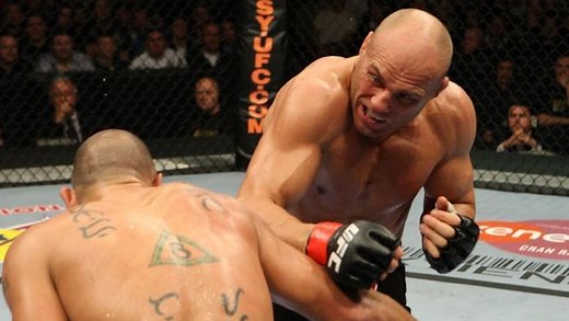 Randy Couture takes on Mark Coleman at UFC 109: Relentless