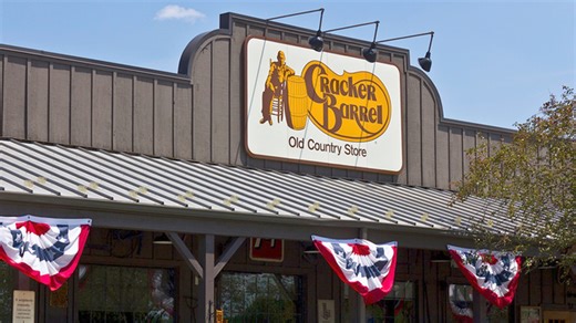 Tennessee customers weigh in on Cracker Barrel’s return to the ‘Old Timer’ logo