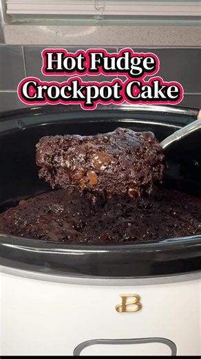 Crockpot Hot Fudge Cake recipe