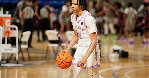 Wisconsin guard eyes summer visit after picking up new WVU offer