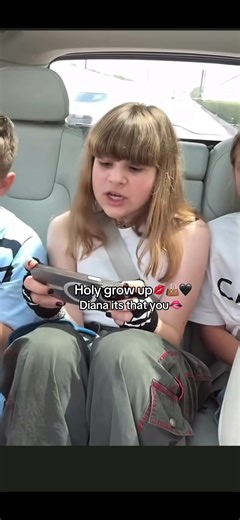 Holy grow up diana#diana#fyp | Diana