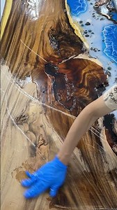 Ocean Resin Table – Waves in Motion 🌊✨