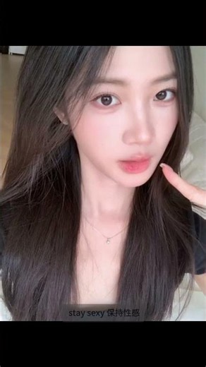 生人勿近姐感妆#淡颜黑长直 #韩女直发 #长中庭妆容 #姐感 时尚 彩妆 全脸/底妆/眼妆