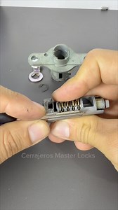 You won't believe how they make a car keys 🔑🧩🐉…….. No vas a creer cómo hacen las llaves de un coche 🔑🧩🐉........ #fblifestyle #ideas #cars #key #locksmith #llaves | Cerrajeros Master Locks