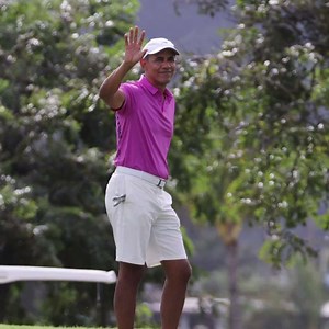 71K views · 2.3K reactions | Barack Obama took to the links while Donald J. Trump is going through impeachment. | TMZ | Facebook