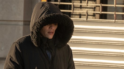 Tips to avoid frostbite. How to stay warm (and safe) in cold weather