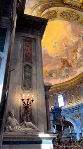 The 13th-century Basilica della Santissima Annunziata is one of the jewels of Florence, regional capital of Tuscany, Italy. With its richly-decorated interior of marble, frescoes, stucco, and gilded ceilings it's a true beauty to behold. Who would you like to take with you exploring Florence's churches? 📍 Florence, Italy 📸 instagram.com/morart95 | DW Travel