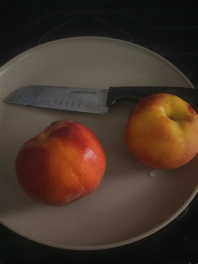 Literally never played 😂 As soon as I graduated college, my interests changed. I wasn’t focused on temporary things anymore. My focus became long term: building generational wealth, developing my personal brand, and using my 20s to get ahead of decisions instead of playing catch up later. Follow meee to join the family of people focused on choosing long term greatness over short term satisfaction! 💝