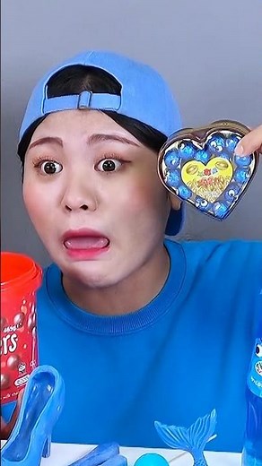 Gold Food VS Blue Food Challenge 컬러 음식 챌린지