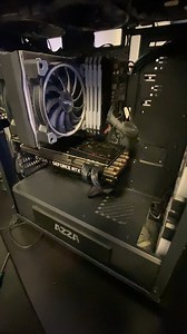 Seller said the 3070 had an error 43. I want to fix it and safe myself some bucks, but now it shows artifacts and wont even load bios. Seller said he could boot fine and just had error 43. Did I install the gpu incorrectly?