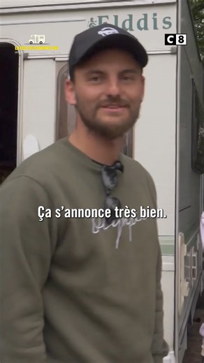 Un couple à bord d'un camping-car part en Angleterre avec pour but de faire des rencontres. Seulement un seul problème s'impose à eux: l'anglais ! #LaFolieDuCampingCar, un documentaire inédit diffusé ce jeudi à 21h20, sur C8 ! | C8
