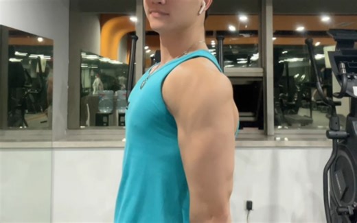 悬溺一响 JKD登场